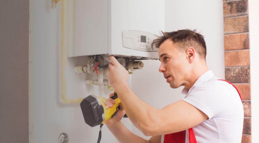 Local water heater installation in Brighton, IL
